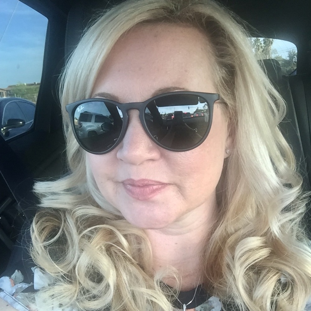 Meet your Posher, Janae